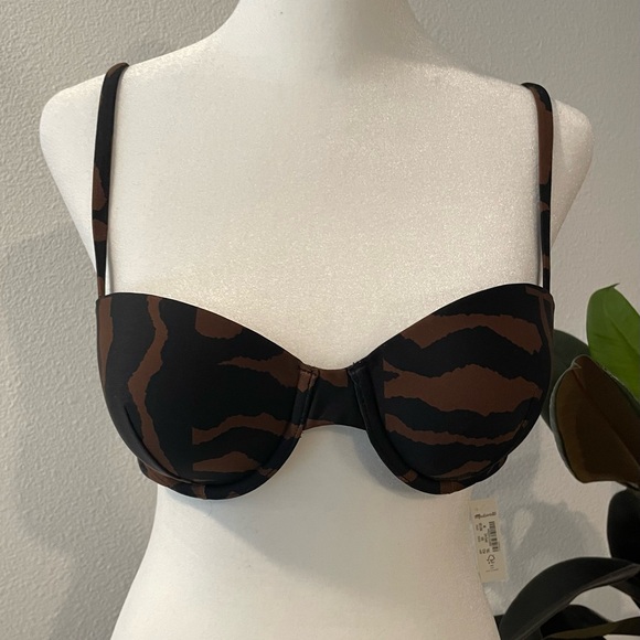 New! Balconette Bikini Top in Abstract Animal NWT Size Large with Underwire - Picture 6 of 9